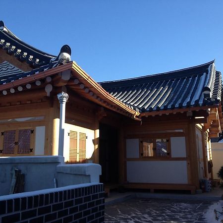 Hanok Guesthouse Jangsoo Jeonju Exterior photo